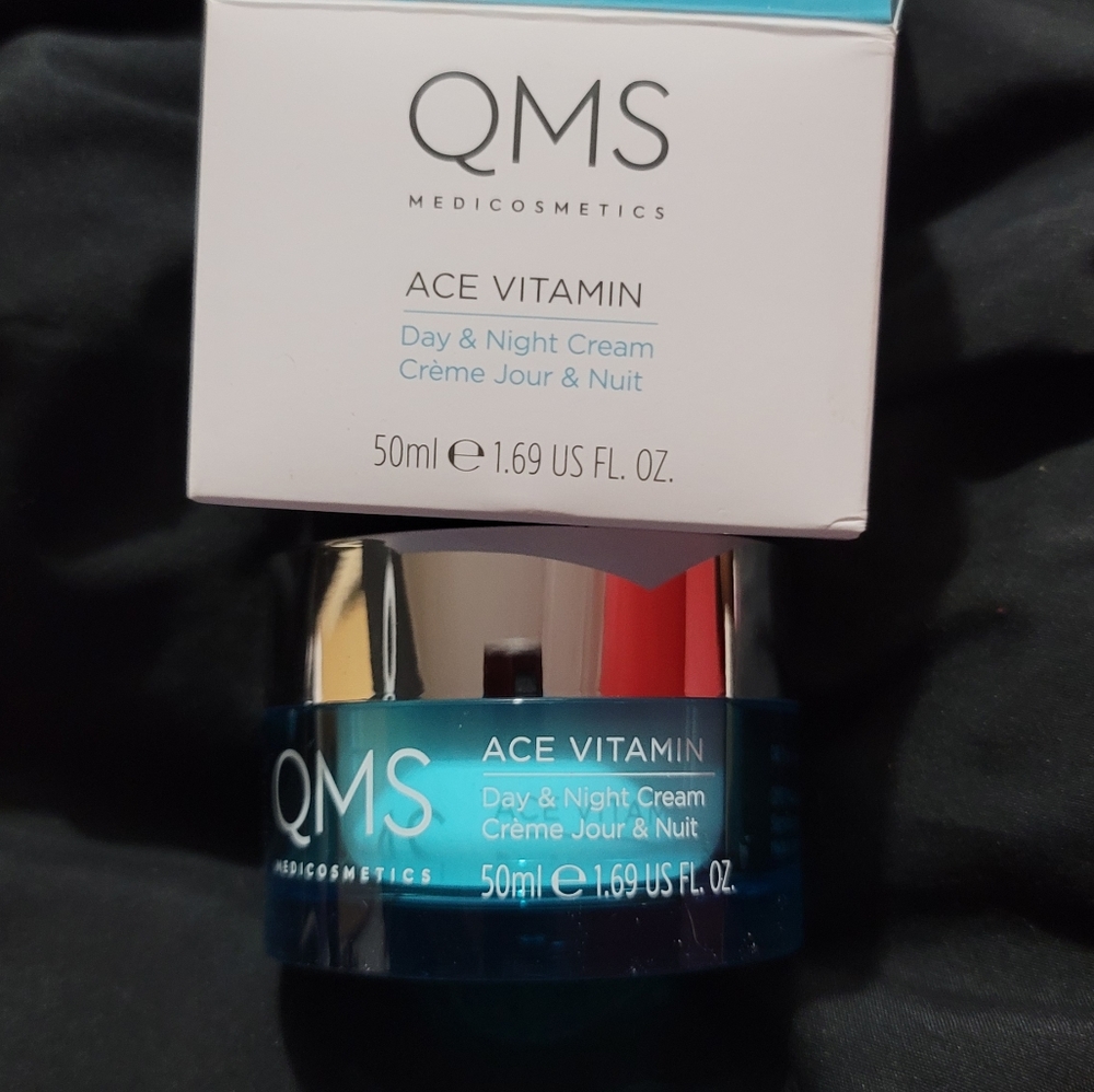 QMS day&night cream